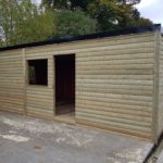 Shed with overhang - Image 9