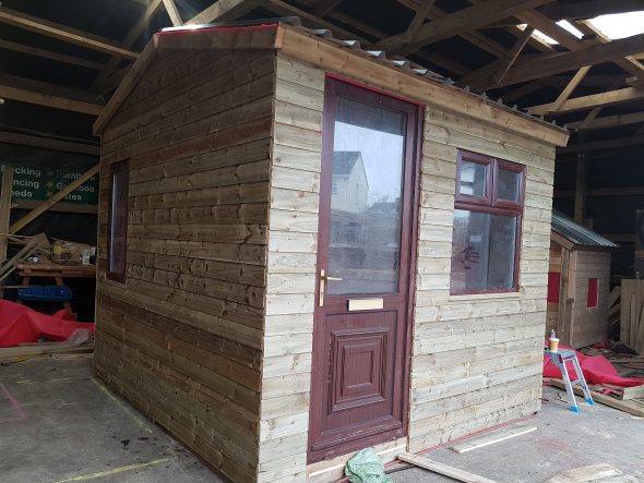 Cabin 10' x 10'