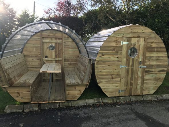 Outdoor Dining Pods